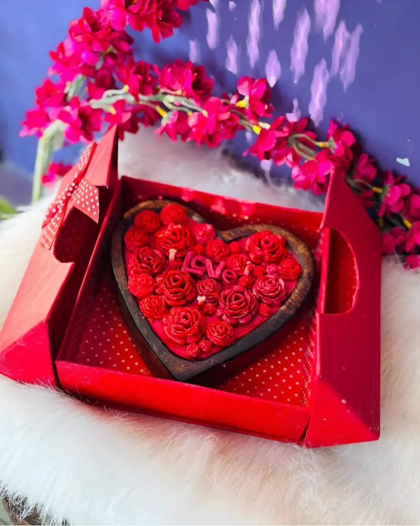 Dark Black Beige Grunge Motivational Quote Instagram Post (6).webp